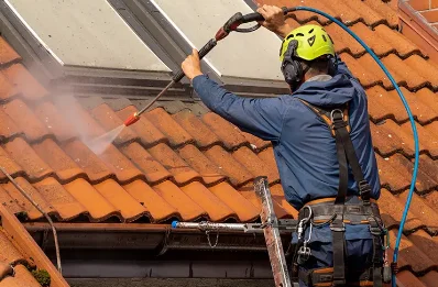 Démoussage et hydrofuge de toiture à Filain
